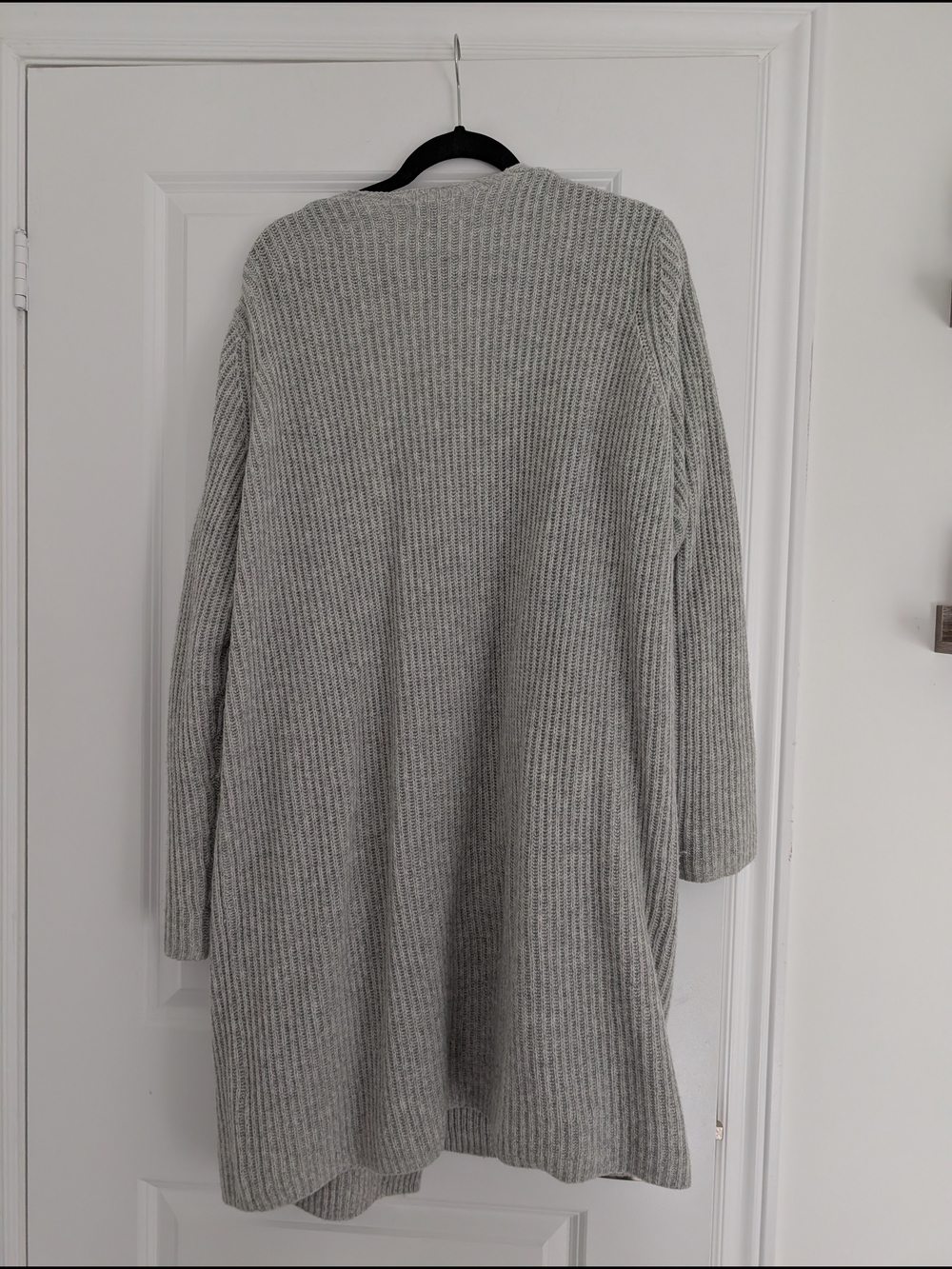 Old Navy - Women's Open-Front Gray Ribbed Cardigan Sweater - Picture 3 of 3